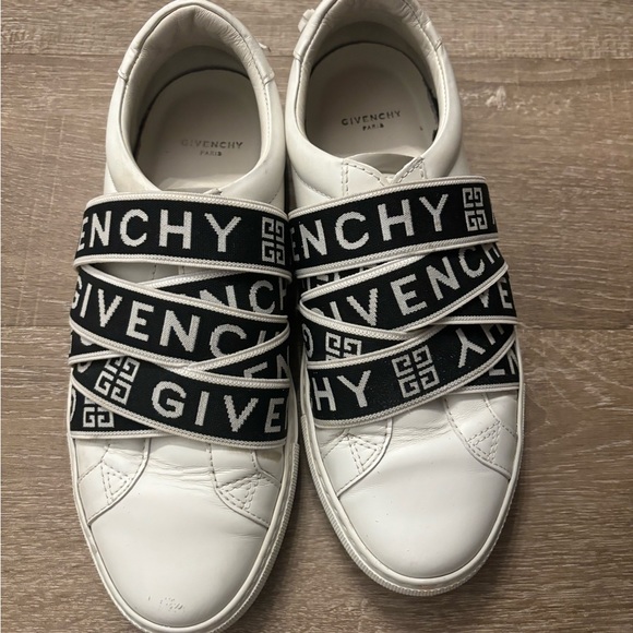 Givenchy sneakers - Picture 3 of 7